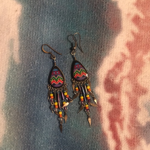 🔴3 for $10 Aztec dangle earrings - Picture 1 of 3